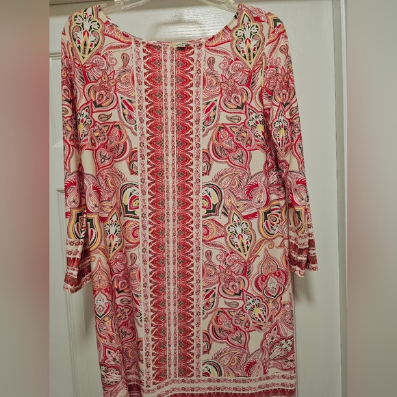 Multicolor Dress. Size Large. 3/4 Sleeves. - Picture 7 of 9